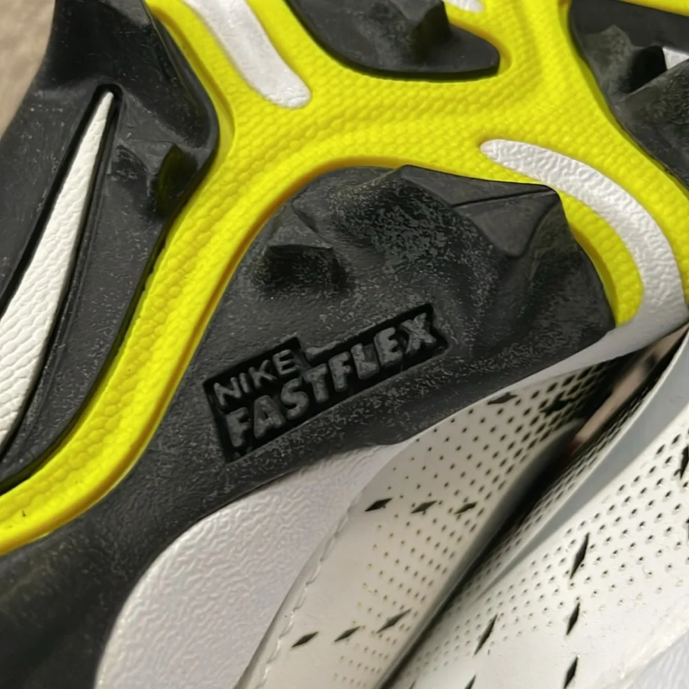 Cleats - Picture 3 of 7